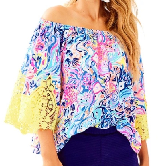 Lilly Pulitzer Adie Shorts size 4 excellent condition blue 

True Navy Dark Blue - Picture 6 of 11